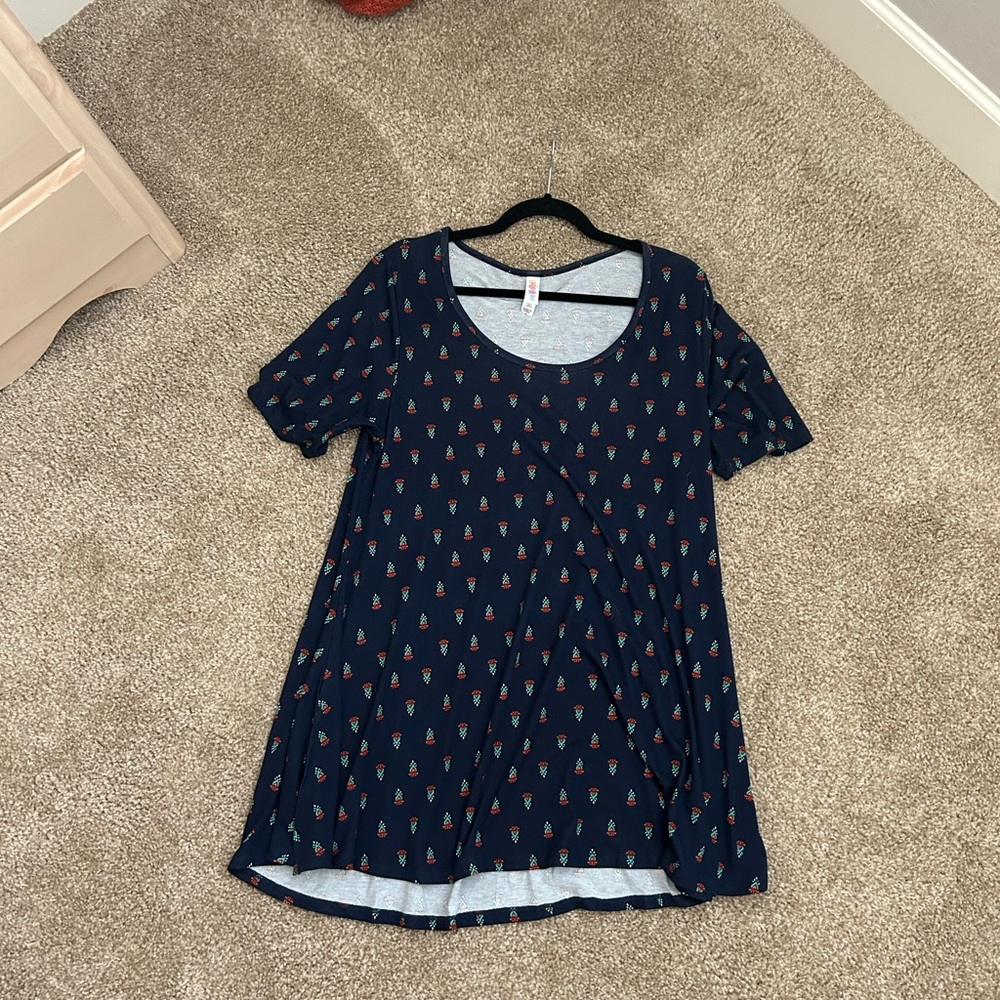 LuLaRoe Perfect T Top